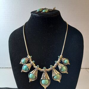 Silver Tone & Faux Turquois Statement Necklace /Earrings